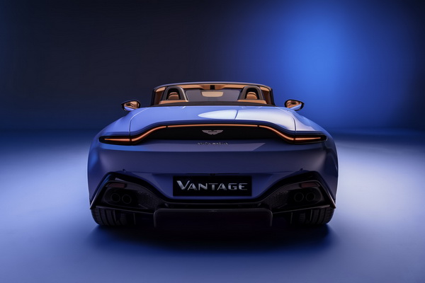 stize-aston-martin-vantage-roadster-2021