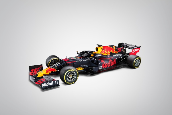 novi-tag-heuer-formula-1-casovnik-proslavlja-parterstvo-sa-aston-martin-red-bull-timom