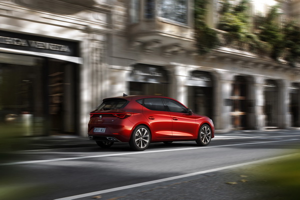 novi-seat-leon-2020