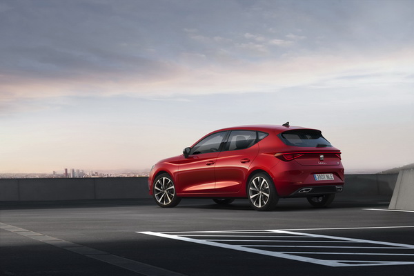 novi-seat-leon-2020