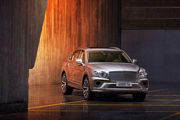 predstavljen-novi-bentley-bentayga