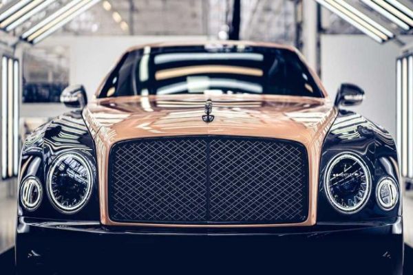 poslednji-mulsanne-model-je-izasao-iz-bentley-fabrike