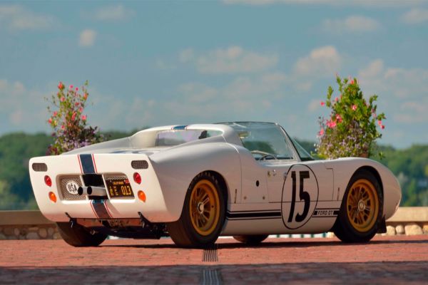 ford-gt-roadster-se-prodaje-za-10-miliona-dolara