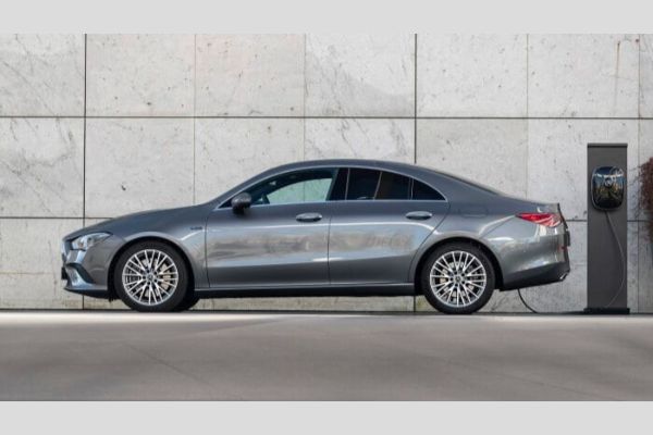 cla-coupe-cla-shooting-brake-and-gla-sada-pod-brendom-eq-power