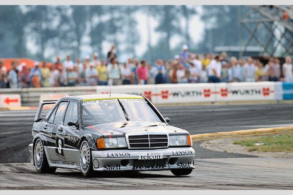 mercedes-benz-190e-evo-ii-napunio-30-godina