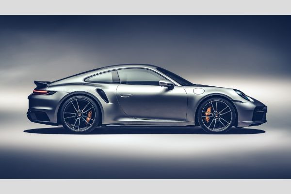 novi-porsche-911-turbo-s