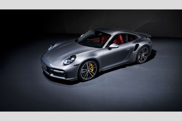 novi-porsche-911-turbo-s