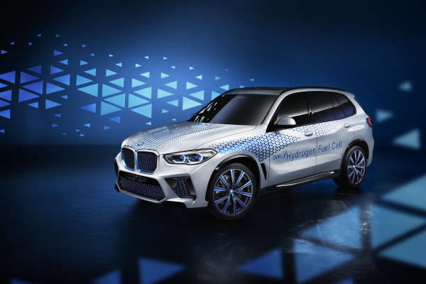 predstavljen-hidrogenski-bmw-x5