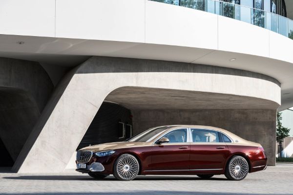 mercedes-maybach-s-klasa-je-premijerno-predstavljena