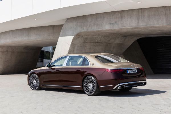 mercedes-maybach-s-klasa-je-premijerno-predstavljena