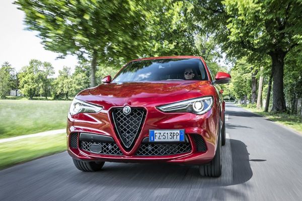 alfa-romeo-stelvio-quadrifoglio-je-terenac-godine