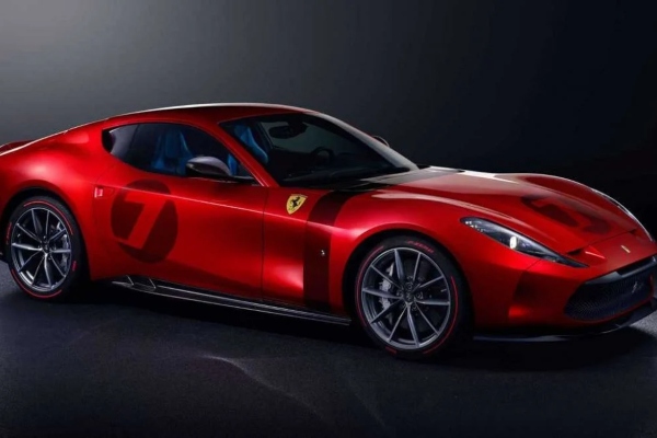 ferrari-lansira-unikatnu-verziju-812-superfast-modela
