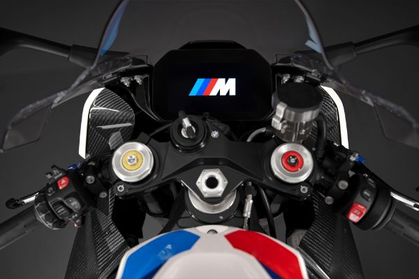 bmw-predstavio-prvi-m-motor