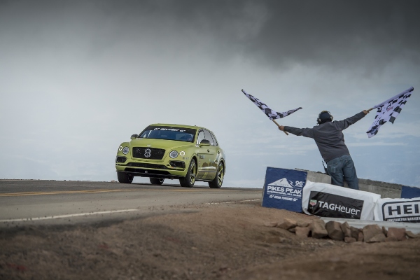Bentley napada rekord takmičenja u brdskom usponu