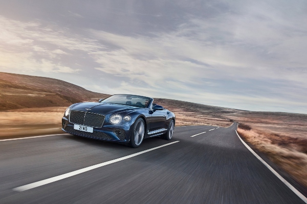 bentley-predstavlja-novu-continental-gt-speed-kabrio-liniju