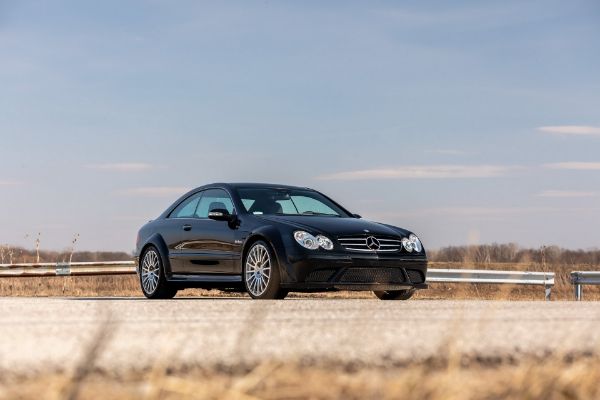 vuk-u-jagnjecoj-kozi-mercedes-benz-clk-63-amg-black-series