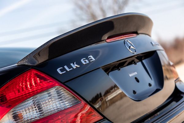 vuk-u-jagnjecoj-kozi-mercedes-benz-clk-63-amg-black-series