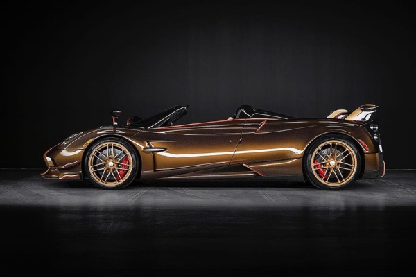 pagani-predstavlja-svoju-novu-zvzedu-u-svetu-superautomobila