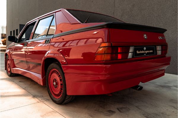 75-turbo-evoluzione-neprikosnoveni-klasik-kompanije-alfa