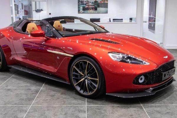 vanquish-zagato-speedster-predstavlja-umetnicko-delo-autoindustrije