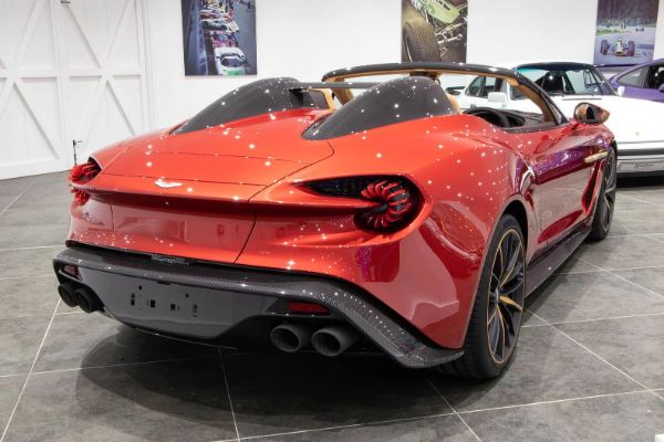 vanquish-zagato-speedster-predstavlja-umetnicko-delo-autoindustrije