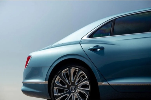 2022-bentley-flying-spur-mulliner-luksuz-koji-pomera-granice