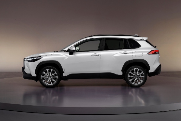 novi-toyota-corolla-cross-krece-u-evropsku-kampanju