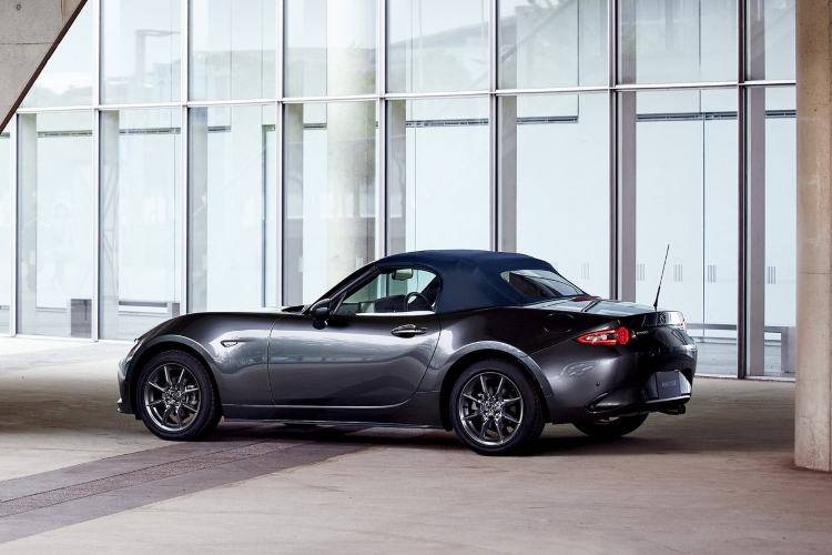 novi-2022-mazda-mx-5-modeli-donose-jos-bolje-performanse