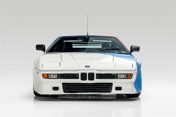 savrseni-bmw-m1-glumca-pola-vokera