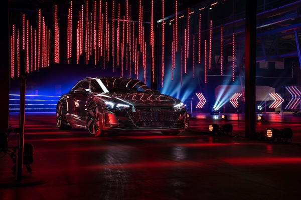 konacno-medu-nama-predivni-audi-e-tron-gt