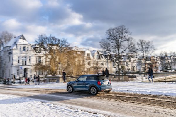 elektricni-cooper-se-dobija-ekskluzivno-collection-izdanje