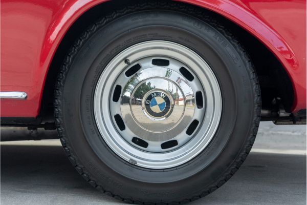 ultra-retki-bmw-iz-sezdesetih-na-prodaju