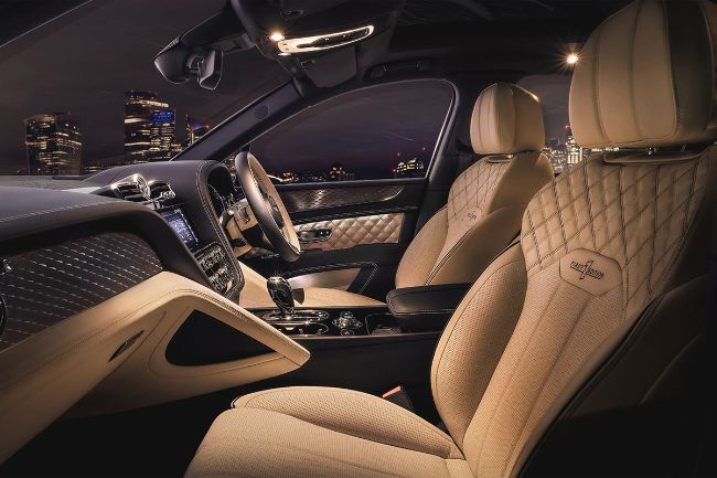Bentley predstavlja Bentayga Hibrid model