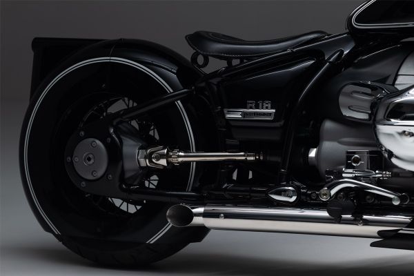 BMW Motorrad predstavlja retro R 18 motocikl