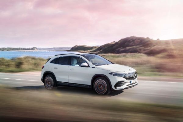 mercedes-eqa-elektricni-sportista-u-kompaktnom-formatu