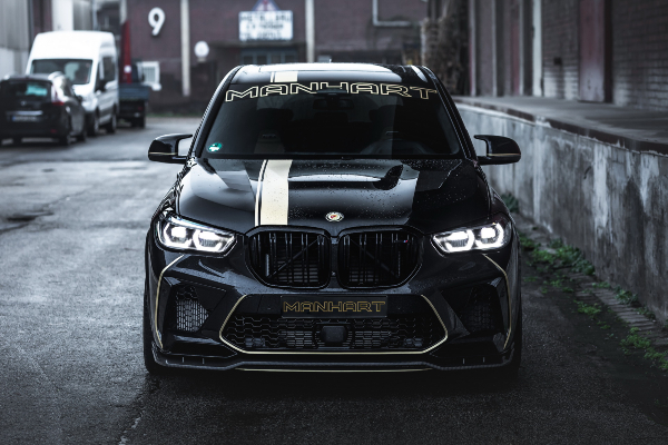 brutalno-tjunirani-bmw-x5-m-competition-brenda-manhart