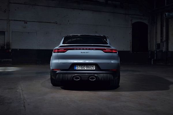 novo-porsche-savrsenstvo-v8-cayenne-coupe-turbo-gt-sa-brutalnih-631-ks