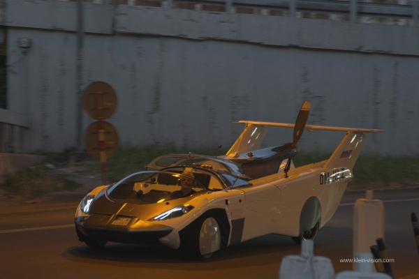 prvi-prototip-pravog-letecieg-automobila-sa-bmw-motorom