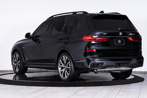 spoj-luksuza-i-bezbednosti-prvi-blindirani-bmw-x7-na-svetu