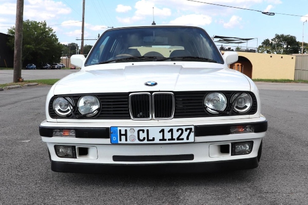 bmw-e30-karavan-sa-m3-e36-masinom-prodat-za-gotovo-18000