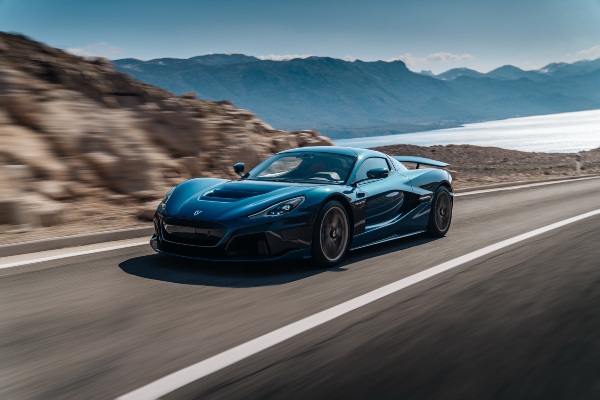 novo-savrsenstvo-kompanije-rimac-u-svetu-hiperautomobila