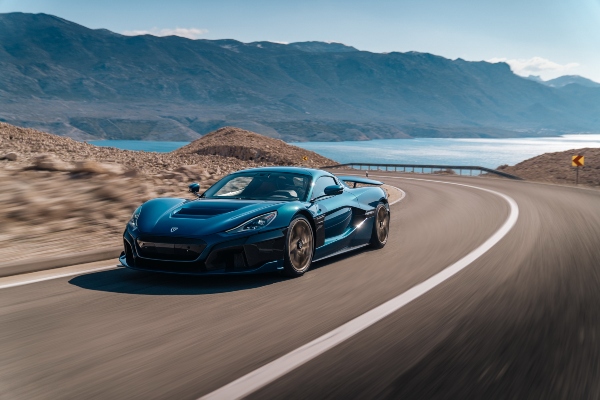 novo-savrsenstvo-kompanije-rimac-u-svetu-hiperautomobila