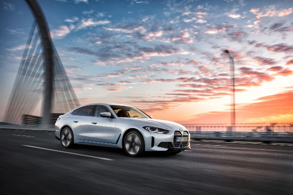 premijera-modela-prvi-ikada-bmw-i4