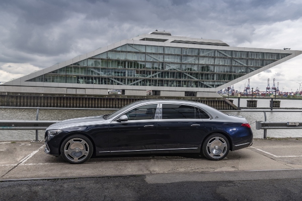 mercedes-maybach-s-class-startuje-sa-evropskom-kampanjom-u-dve-varijante