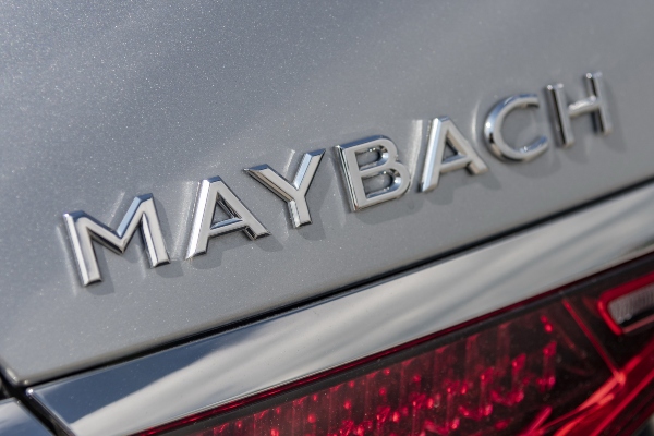 mercedes-maybach-s-class-startuje-sa-evropskom-kampanjom-u-dve-varijante