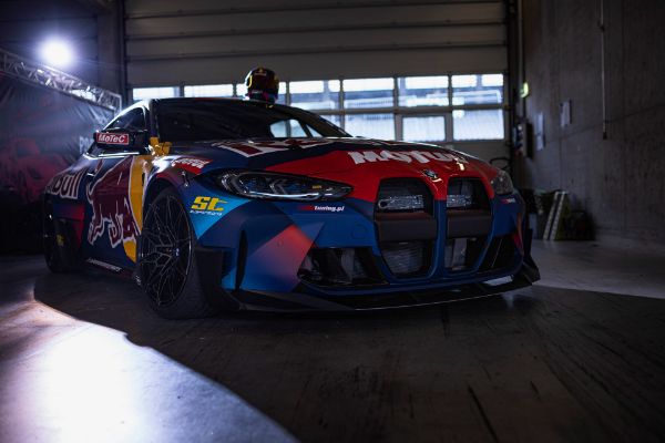 bmw-m-i-red-bull-predstavlaju-brutalne-driftng-masine-sa-1050-ks