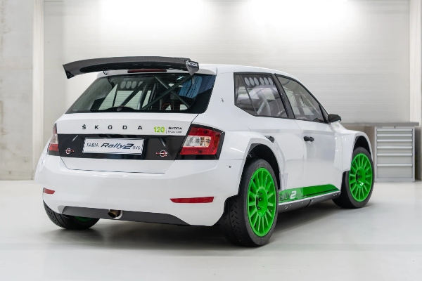 skoda-predstavlja-novo-punokrvno-reli-izdanje-modela-fabia