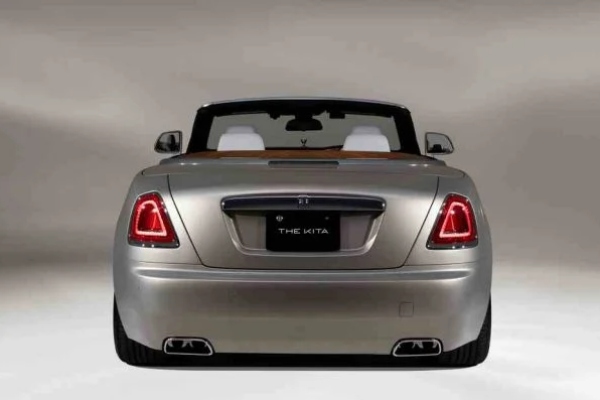 rolls-royce-predstavlja-jedinstveni-model-inspirisan-arhitekturom