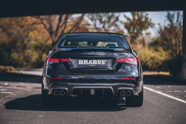 novi-mercedes-amg-e63-dobija-savrseni-tretman-kompanije-brabus