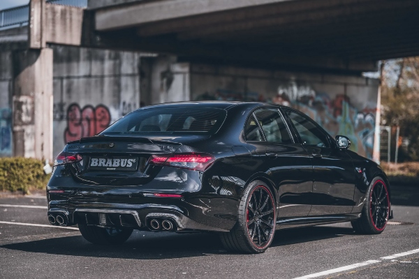 novi-mercedes-amg-e63-dobija-savrseni-tretman-kompanije-brabus